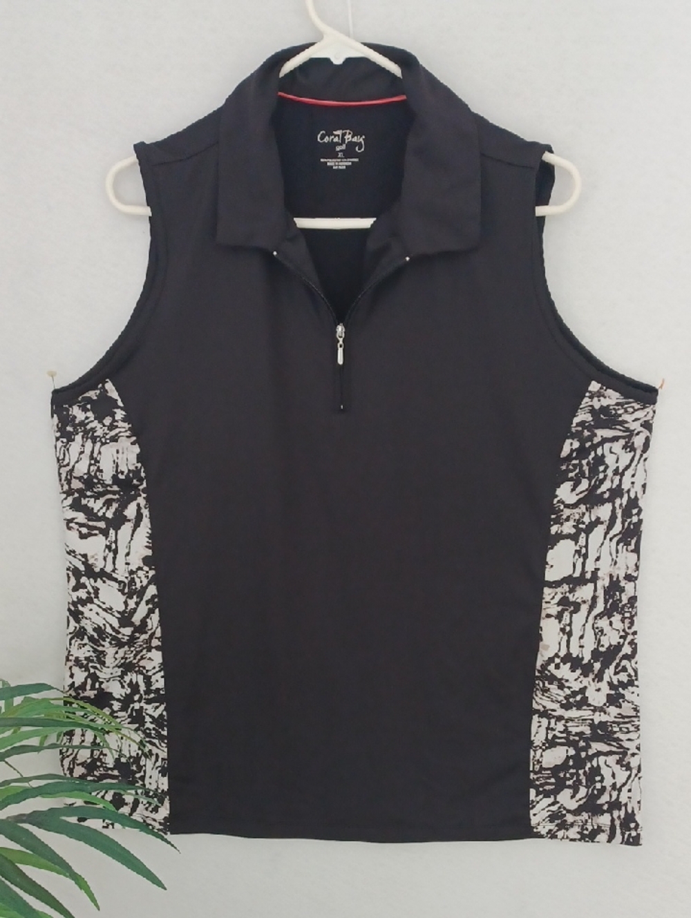 Coral Bay Black Sleeveless Polo Top with Abstract White-Black Side Panels